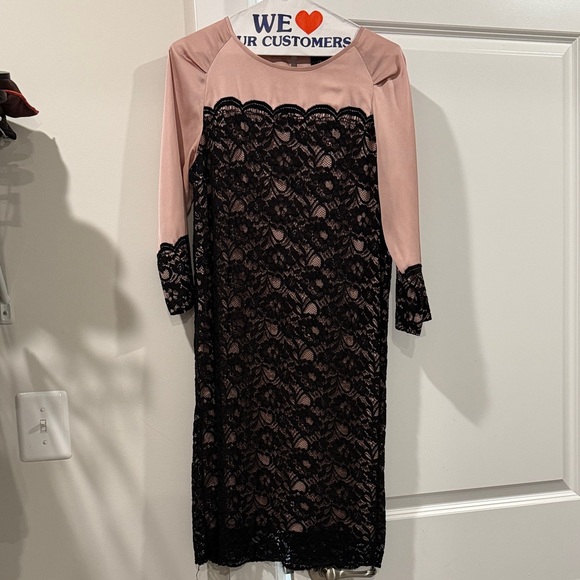 Just...Taylor Dresses & Skirts - Just...Taylor Pink and Black Long Sleeve Dress